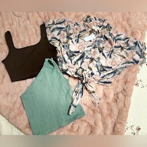 American Eagle Outfitters Floral Crop Top Set